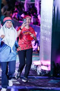 BIB: 
                            <button type="button" onclick="openModal(26344647)" class="btn btn-primary btn-sm float-right btn-popup" data-toggle="modal" data-target=".modal-high-quality">
                        <i class="fas fa-shopping-cart"></i> Add to Cart
                    </button>
                                            <button type="button" onclick="isThisMe(26344647, true)" class="btn btn-success btn-sm float-right btn-popup btn-isme hidden" data-toggle="tooltip" data-placement="bottom" title="นี่คือรูปของคุณใช่ไหม คลิกที่นี่เพื่อเอาเข้าอัลบั้ม">
                        <i class="fas fa-plus"></i> Add to album
                    </button>
                    <button type="button" onclick="isThisMe(26344647, false)" class="btn btn-warning btn-sm float-right btn-popup btn-isnotme hidden">
                        <i class="fas fa-ban"></i> Remove from album
                    </button>